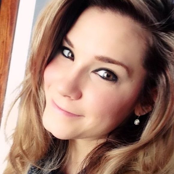 Meet your Posher, Dawn - Picture 8 of 9